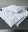 Aktuelles FALKETIND Entendaunen-Bettdecke Angebot bei JYSK in Koblenz ab 27,50 €