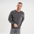 Pull col rond manches longues gris homme en promo chez La Halle Pull col rond manches longues gris homme dans le catalogue La Halle