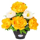 Coupe de fleurs artificielles en promo chez Carrefour Coupe de fleurs artificielles dans le catalogue Carrefour
