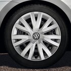Radzierblenden 16 Zoll, brillantsilber Angebot in Maintal Radzierblenden 16 Zoll, brillantsilber im aktuellen Prospekt bei Volkswagen in Maintal