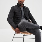 Blouson droite zippée noir homme en promo chez La Halle Blouson droite zippée noir homme dans le catalogue La Halle