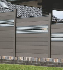 Garten Aufbewahrung im aktuellen OBI Prospekt Steckzaun „Solid“ mit Glas-Designeinsatz für 189,99 € bei OBI im Angebot