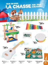 Offre Guitare Enfant dans le catalogue JouéClub du moment à la page 51