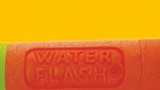 Pistolet à eau Waterflash - Bestway en promo chez Mr.Bricolage Castres à 2,90 €