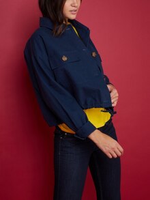 La Halle Vaujours - blouson esprit marin en coton Promo blouson esprit marin en coton dans le catalogue La Halle "Hiver 2020" à Vaujours