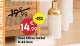 Vase Mirsa métal dans le catalogue Maxi Bazar