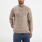 Promo Pull avec col camionneur côtelé taupe homme à 26,39 € dans le catalogue La Halle à Proville