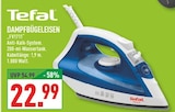 Dampfbügeleisen FV1711 Angebote von Tefal bei Marktkauf Hattingen für 22,99 €