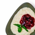 Milchreis mit Kirschen Angebote von Globus Restaurant bei GLOBUS Gera für 5,00 €