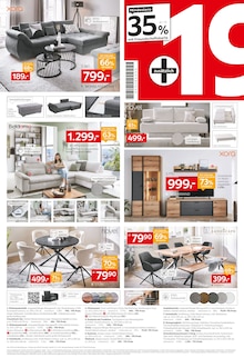 Wohnzimmertisch im XXXLutz Möbelhäuser Prospekt "80 Polstermöbel-Testerinnen und -Tester gesucht!" mit 18 Seiten (Duisburg)