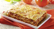 Géant Casino Le Raincy - Lasagnes de boeuf bio Promo Lasagnes de boeuf bio dans le catalogue Géant Casino "Le mois Casinomania" à Le Raincy