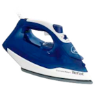 Dampf-Bügeleisen FV2838 Angebote von Tefal bei Marktkauf Cuxhaven für 29,99 €
