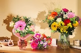 Aktuelles Blumenstrauß »Herzklopfen« Angebot bei REWE in Jena ab 10,00 €
