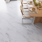 Dalle PVC rigide marbre blanc 5 mm dans le catalogue Décor Discount