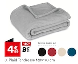 Plaid Tendresse 130×170 cm en promo chez But Rueil-Malmaison à 4,99 €