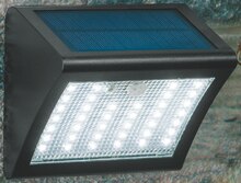 LED-Solar-Wandleuchte bei Rossmann in Cuxhaven LED-Solar-Wandleuchte im Angebot bei Rossmann Cuxhaven für 9,99 €