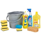 Putzeimer mit Inhalt für 8,99 € bei POCO im Angebot Putzeimer mit Inhalt im aktuellen POCO Prospekt