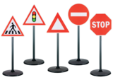 Panneaux de signalisation dans le catalogue JouéClub