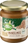 Mandelmus, gebrannt von dmBio im aktuellen dm-drogerie markt Prospekt für 4,95 €