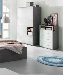 Kleiderschrank bei Zurbrüggen in Melle Kleiderschrank im Angebot bei Zurbrüggen Melle für 444,00 €