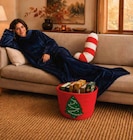 Formkissen mit Weihnachtsmotiv im Angebot bei Netto Marken-Discount in Erlangen Formkissen mit Weihnachtsmotiv Angebote von Dekor bei Netto Marken-Discount Erlangen für 4,99 €