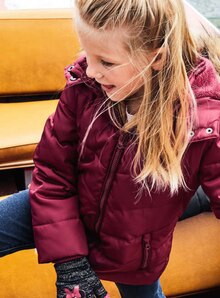 Ernstings family Frankfurt - Jacke Jacke Angebot bei Ernstings family Frankfurt im Prospekt "Herbst-Klopfen."