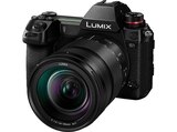Lumix DC-S 1 Kit Systemkamera mit Objektiv 24-105 mm, 8 cm Display Touchscreen, WLAN im MediaMarkt Saturn Prospekt Lumix DC-S 1 Kit Systemkamera mit Objektiv 24-105 mm, 8 cm Display Touchscreen, WLAN von PANASONIC im aktuellen MediaMarkt Saturn Prospekt für 2.607,21 €