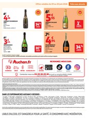 Promos Vin dans le catalogue "LES HALLES en fête" de Auchan Supermarché Vin en promo dans le catalogue Auchan Supermarché à la page 11