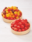 Tomate cerise allongée ou mélangée en promo chez U Express Tomate cerise allongée ou mélangée dans le catalogue U Express