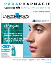 Promo Soin visage dans le catalogue Carrefour du moment à la page 1
