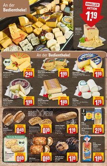 Hähnchen im REWE Prospekt "Dein Markt" mit 36 Seiten (Lübeck)