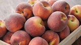 Promo Pêche blanche et/ou jaune à 2,49 € dans le catalogue Intermarché à Lons