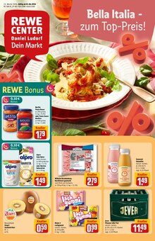 REWE Prospekt der Woche "Dein Markt" Seite 1, 01.06.2026 bis 06.06.2026 für Heppenheim Aktueller REWE Prospekt "Dein Markt" Seite 1 von 38 Seiten für Heppenheim