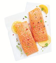 Carrefour Market Chaumontel - 4 PAVÉS DE SAUMON AVEC PEAU ASC FILIÈRE QUALITÉ Promo 4 PAVÉS DE SAUMON AVEC PEAU ASC FILIÈRE QUALITÉ dans le catalogue Carrefour Market "Le mois juste pour moi" à Chaumontel