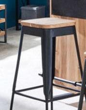 Barhocker bei Höffner in Düsseldorf Barhocker im Angebot bei Höffner Düsseldorf für 99,00 €