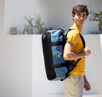 Sac à dos de voyage 40 L - MCKINLEY en promo chez Intersport Sac à dos de voyage 40 L - MCKINLEY dans le catalogue Intersport