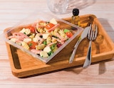 Salade parisienne ou caesar ou chèvre - U Express à La Roche-sur-Yon Salade parisienne ou caesar ou chèvre en promo chez U Express La Roche-sur-Yon à 4,49 €
