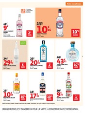Promos Vodka dans le catalogue "OFFRES DU MOMENT" de Auchan Hypermarché Vodka en promo dans le catalogue Auchan Hypermarché à la page 7