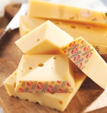 Carrefour Market Toulouse - EMMENTAL GRAND CRU IGP Promo EMMENTAL GRAND CRU IGP dans le catalogue Carrefour Market "Le mois juste pour moi" à Toulouse