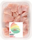 Intermarché Super Gouvieux - Promo Cubes de filets de poulet Promo Cubes de filets de poulet à 9,99 € dans le catalogue Intermarché Super à Gouvieux