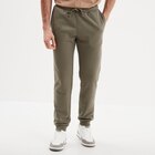 Pantalon jogging droit molleton vert kaki homme à 15,99 € dans le catalogue La Halle
