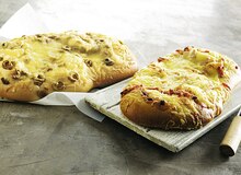 Géant Casino Écouflant - Fougasse lardons fromage Promo Fougasse lardons fromage dans le catalogue Géant Casino "Big promos de l'été" à Écouflant