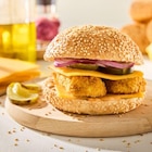 Promo Produit élaboré : Chicken burger Préparé par nos Pros à 3,00 € dans le catalogue Supermarchés Match à Tourcoing
