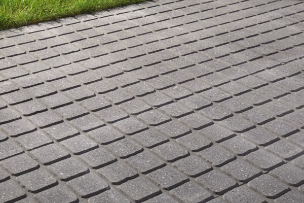 Dalle béton bouchardé 50 x 50 cm*