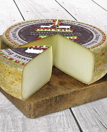 Casino Supermarchés Châtenay-Malabry - Mélange chèvre brebis Promo Mélange chèvre brebis dans le catalogue Casino Supermarchés "Le mois Casino magic !!" à Châtenay-Malabry