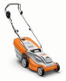 STIHL Bernsbach - AKKU-RASENMÄHER RMA 235 AKKU-RASENMÄHER RMA 235 Angebot bei STIHL Bernsbach im Prospekt "Welcher Rasenmäher-Typ sind Sie?"