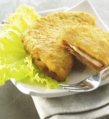 Casino Supermarchés Mantes-la-Jolie - Cordon bleu de dinde ou nuggets aux filets de poulet L’original ou nuggets au fromage Promo Cordon bleu de dinde ou nuggets aux filets de poulet L’original ou nuggets au fromage dans le catalogue Casino Supermarchés "Le mois Casino Magic !!" à Mantes-la-Jolie