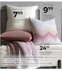 ZIERKISSEN UND KUSCHELDECKE „ZICKZACK“ im Angebot bei mömax in Heidenheim ZIERKISSEN UND KUSCHELDECKE „ZICKZACK“ Angebote bei mömax Heidenheim für 7,99 €
