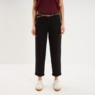 Pantalon chino regular ceinture tressée noir femme - La Halle Pantalon chino regular ceinture tressée noir femme à 25,99 € dans le catalogue La Halle