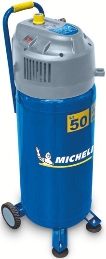 Mr Bricolage Pamiers - Compresseur vertical 50 L 2 CV Promo Compresseur vertical 50 L 2 CV dans le catalogue Mr Bricolage "40 ans de petits prix ça se partage" à Pamiers